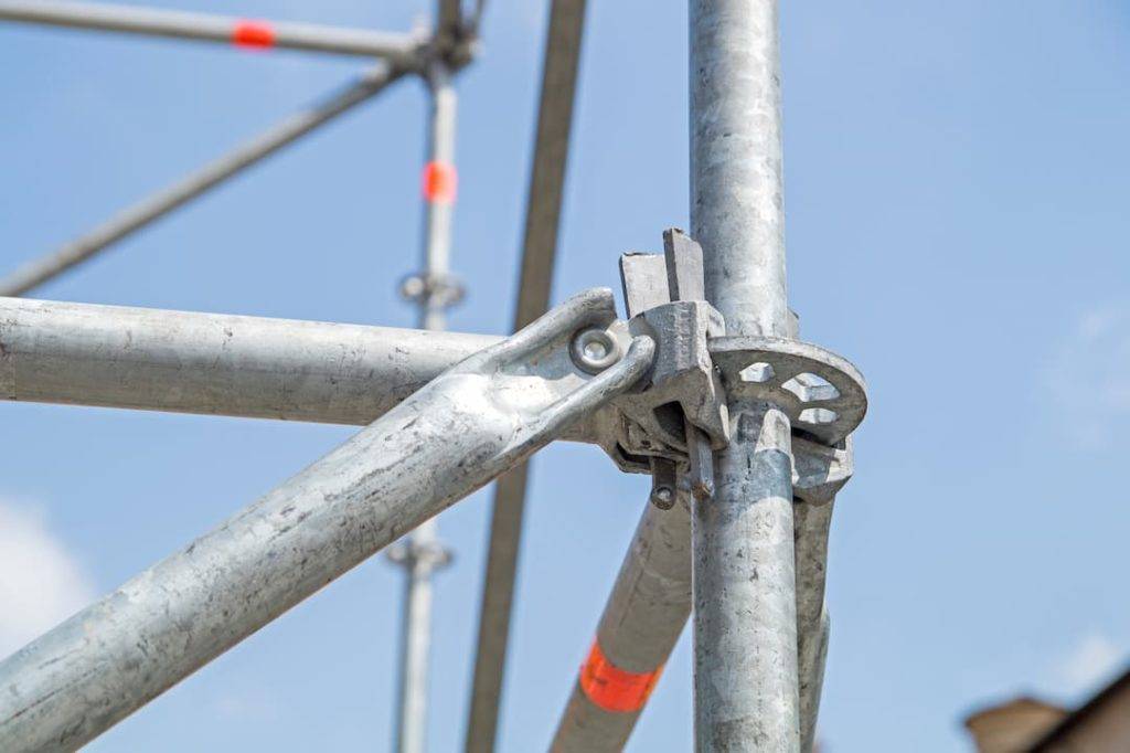 Scaffold Pole Connection